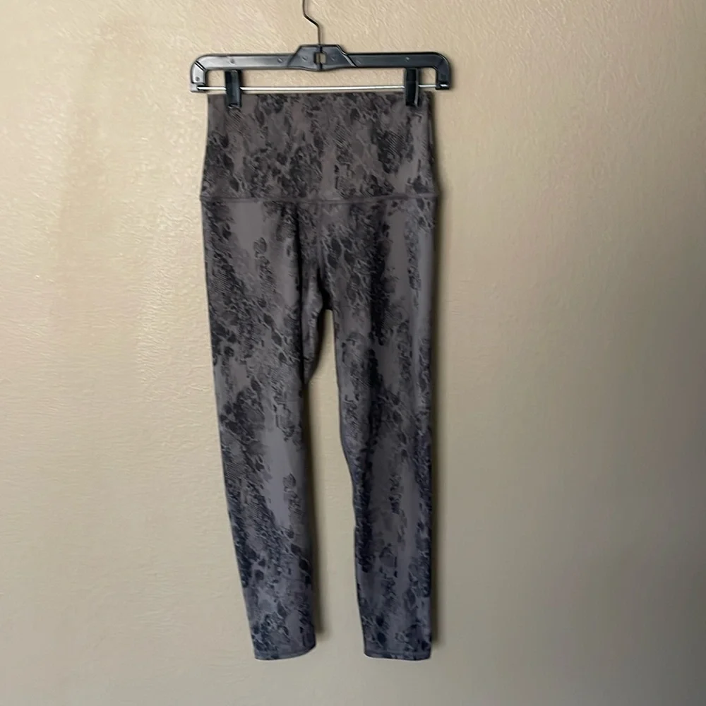High Waisted Legging